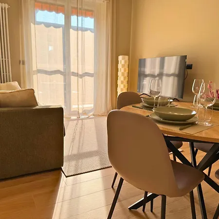 Suiteheart Private Jacuzzi Апартаменты *