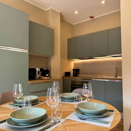 Апартаменты Suiteheart Private Jacuzzi *